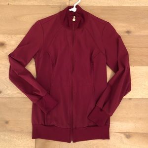 Cherokee Infinity jacket// Wine color